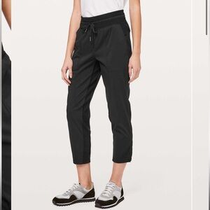 Lululemon Dance Studio Crop 25” Size 2